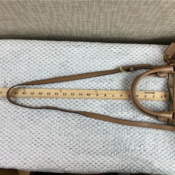 Michael Kors Greenwich Large Saffiano Leather Grab Bag Satchel Crossbody Tan - Picture 13 of 15